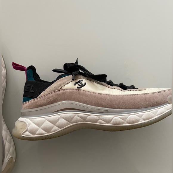 Chanel sneakers - Picture 2 of 5